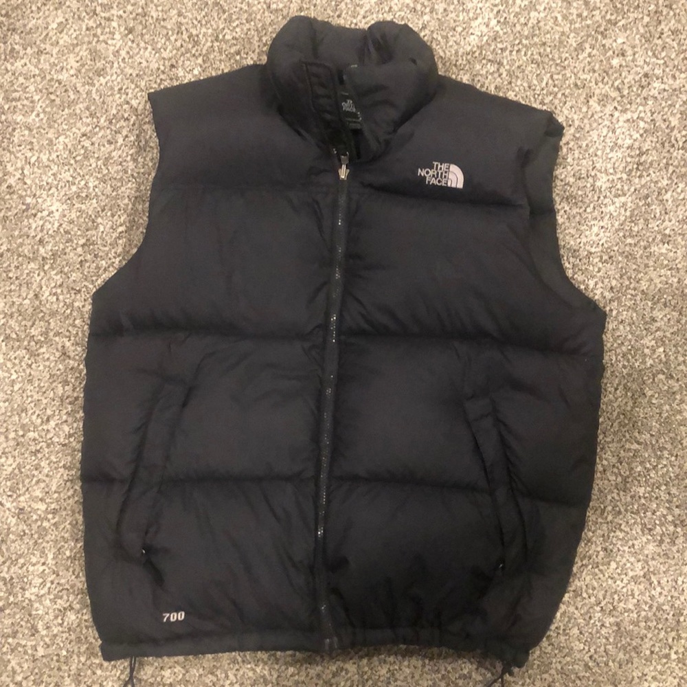 Men’s North Face puffer vest-like new!!